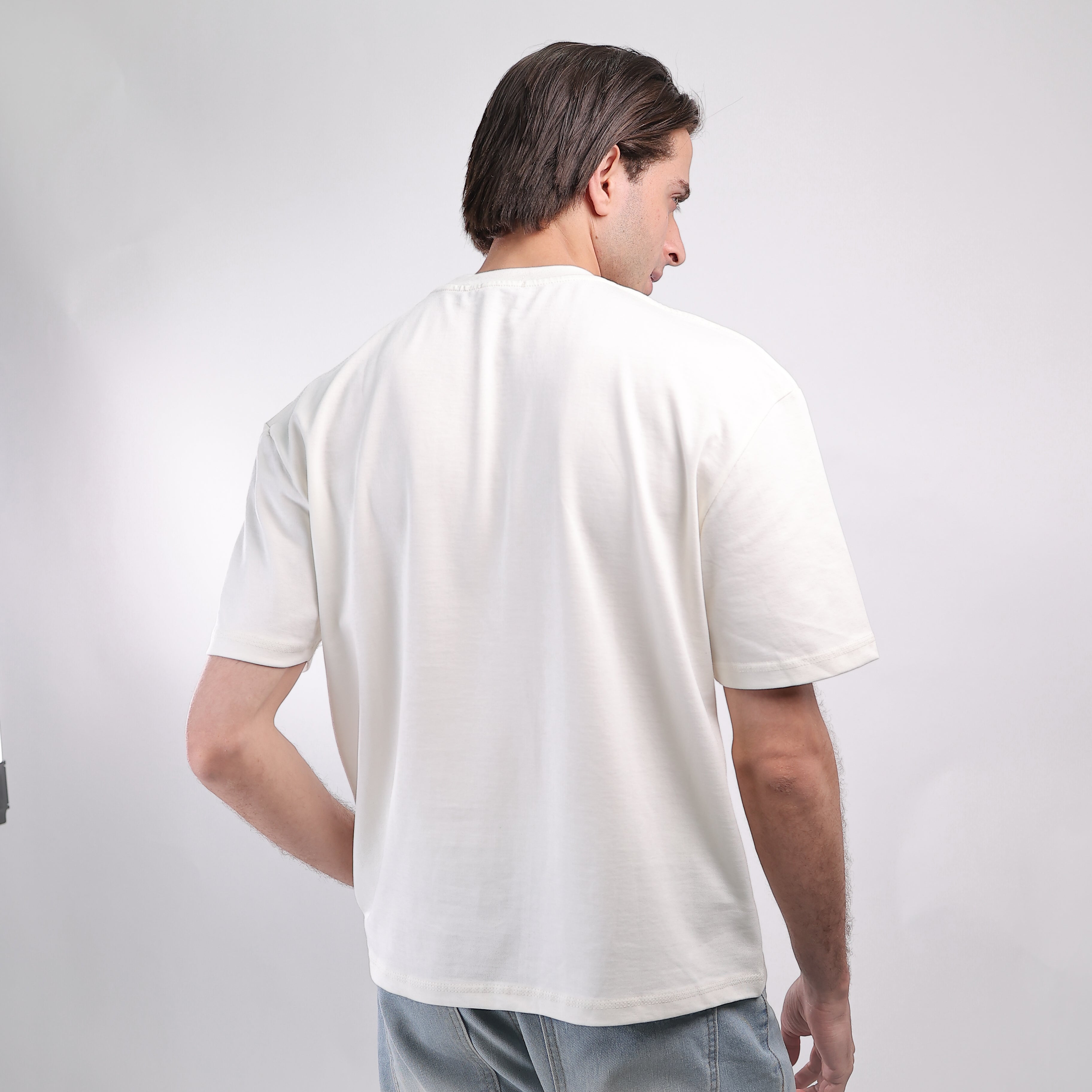 Over Size T-shirt White Keep Seeking